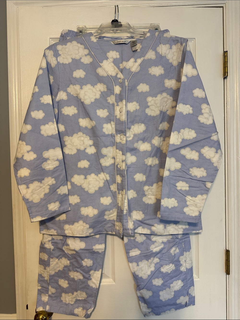 delicates Blue and White Cloud Print Ladies Flannel Pajama Set Sz L